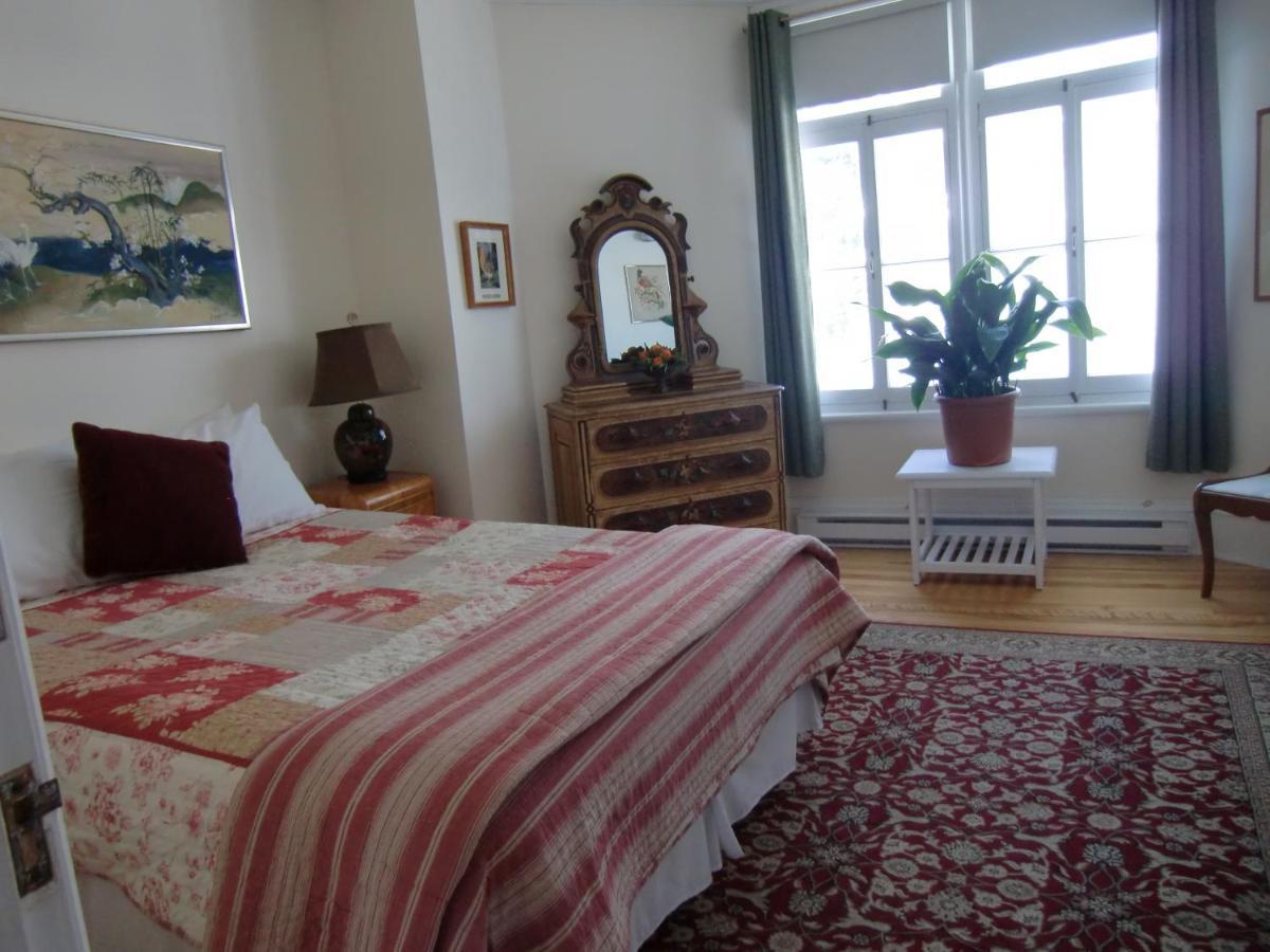 Auberge De Lotbiniere Bed & Breakfast Bagian luar foto